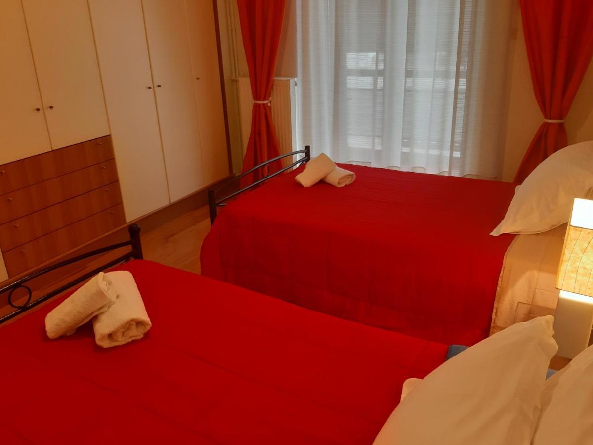 Elegante Apartamento Centrale Trikala  Bagian luar foto
