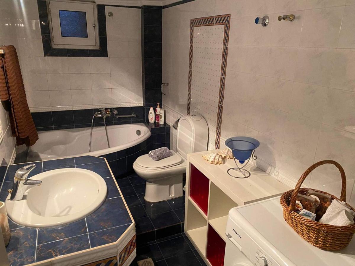 Elegante Apartamento Centrale Trikala  Bagian luar foto