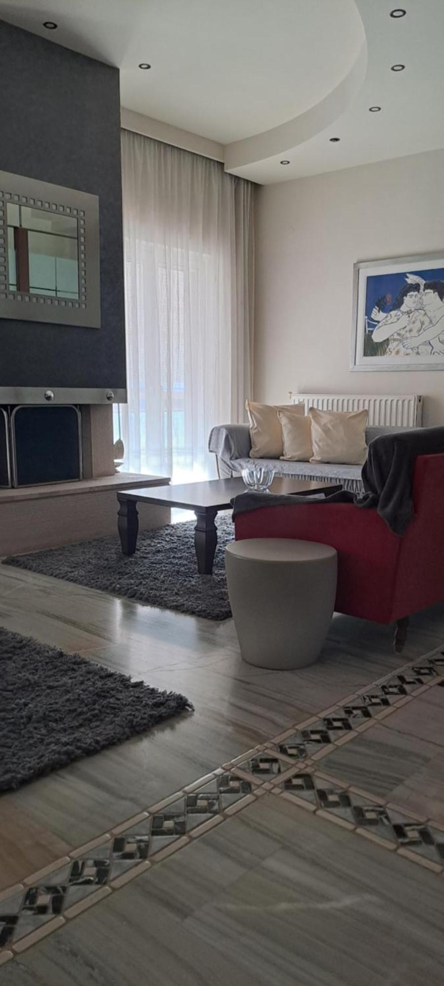Elegante Apartamento Centrale Trikala  Bagian luar foto