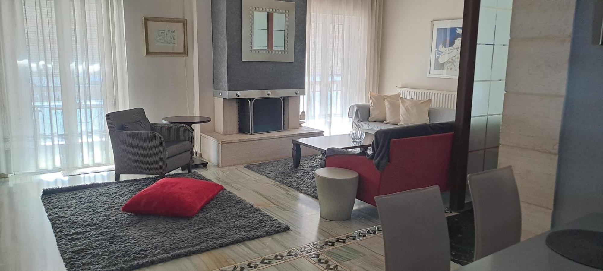Elegante Apartamento Centrale Trikala  Bagian luar foto
